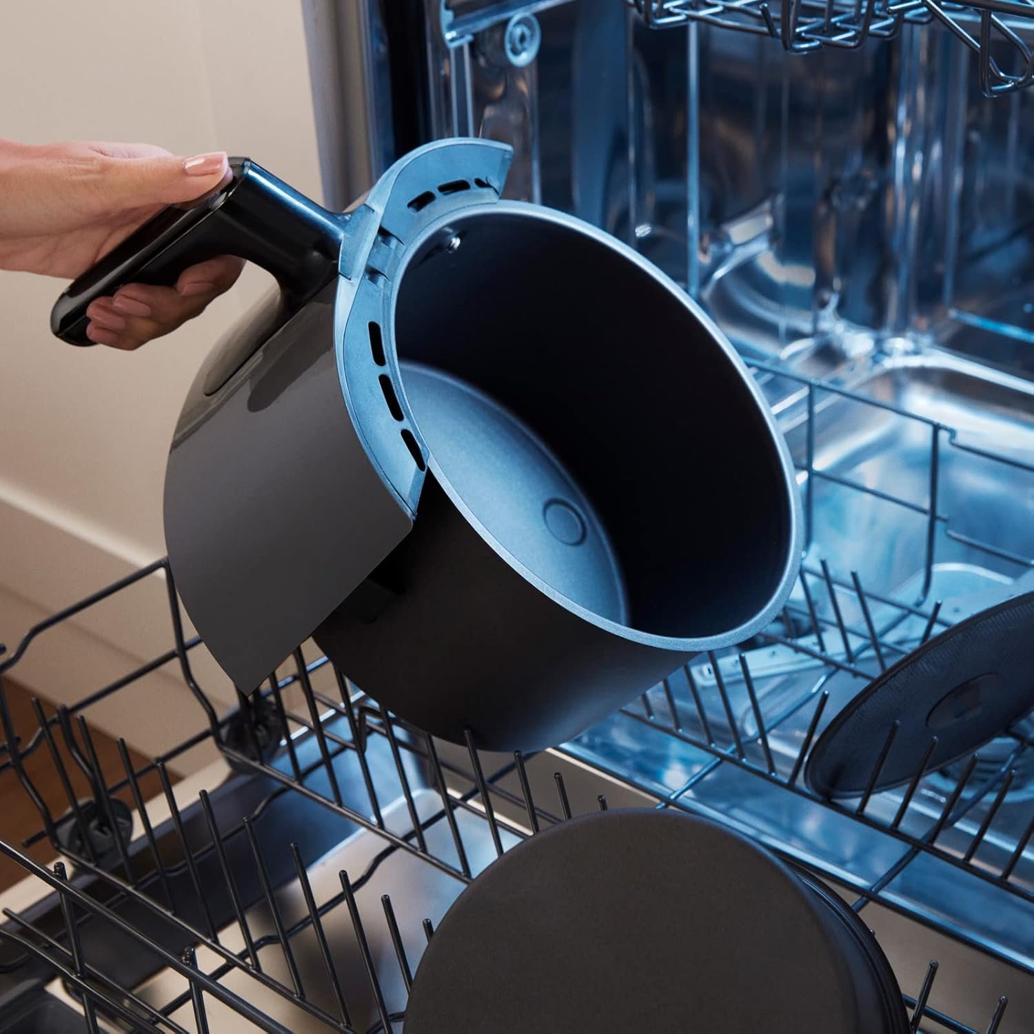 Karaca Air Cook XL 2 in1 Digital Airfryer for 4 People, 4L - Instant, Compact & 6 Cooking Functions, Single Drawer - Circulation Air Tech - Less Fat Technology - 1550W, Space Grey - Image 9