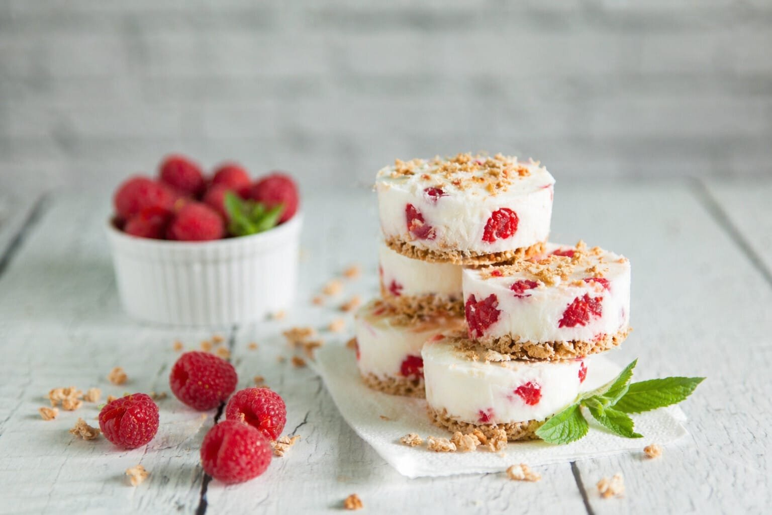 Frozen Raspberry Yogurt Granola Bites